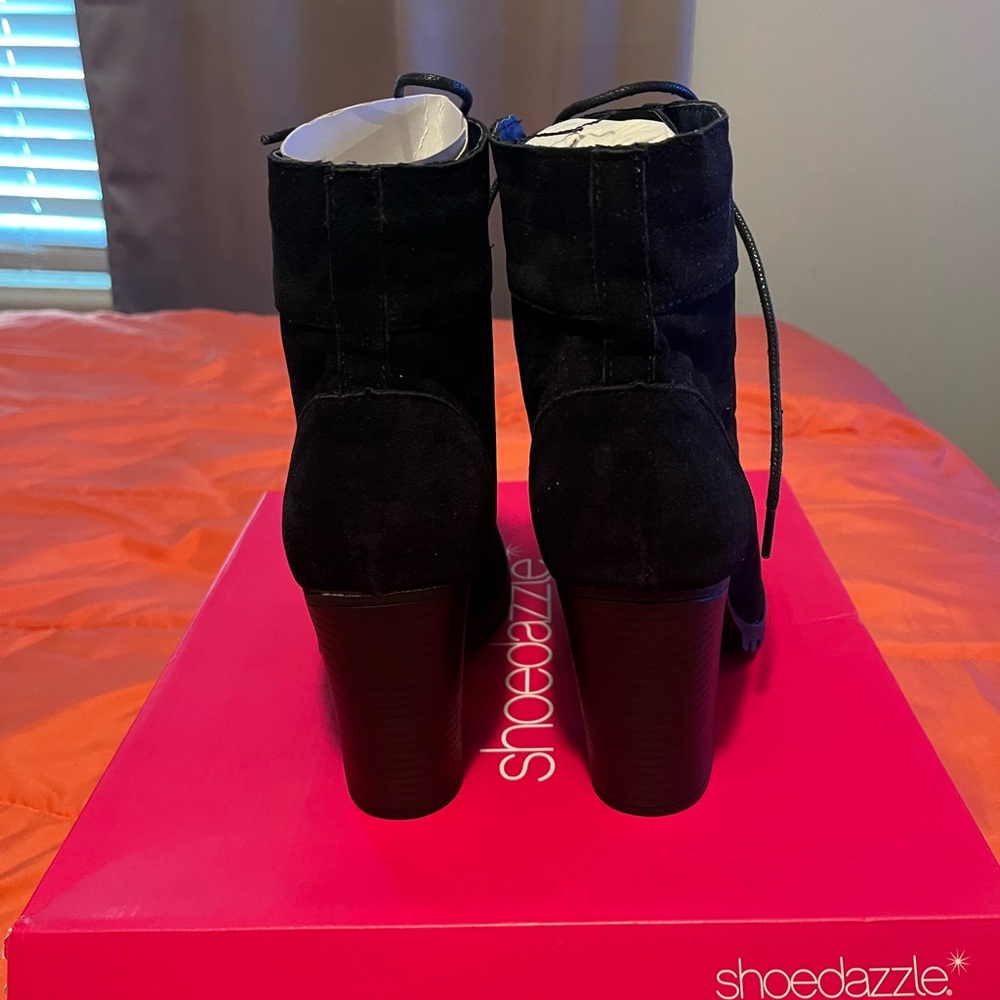 Shoe Dazzle Brand new Chunky heel bootie - Picture 4 of 6